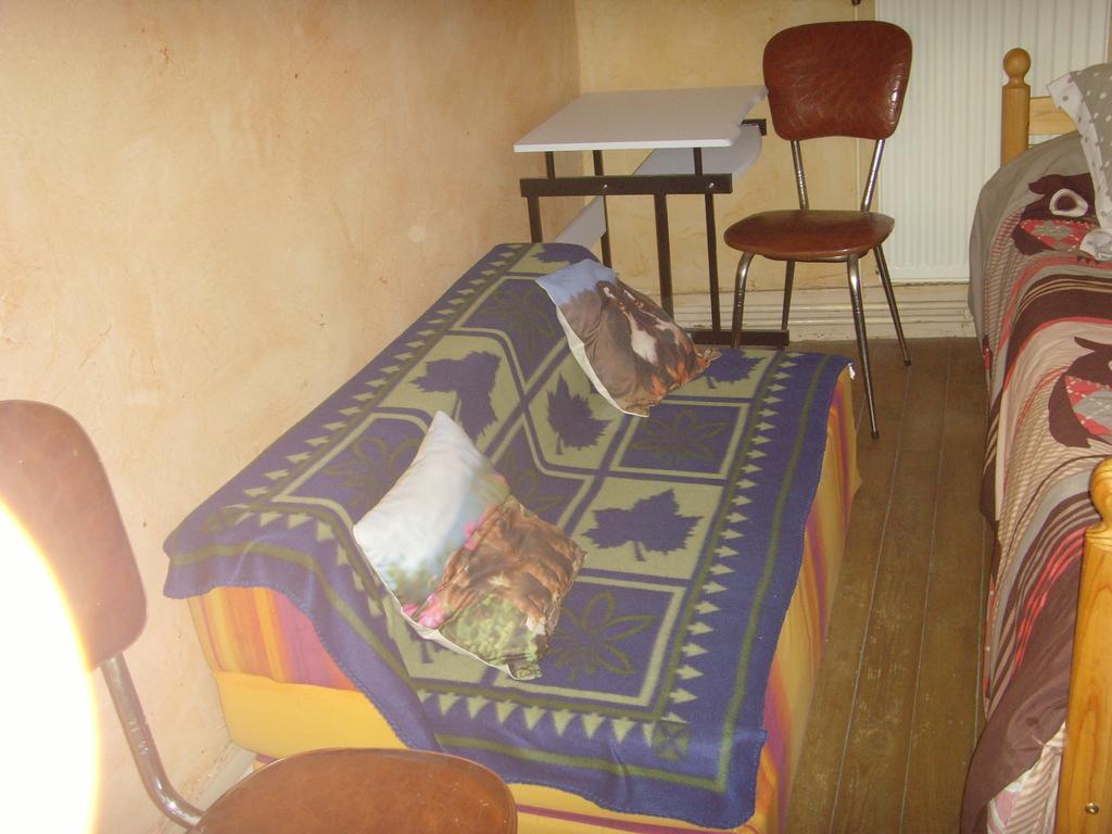 Le Bravard Jumeaux Bagian luar foto