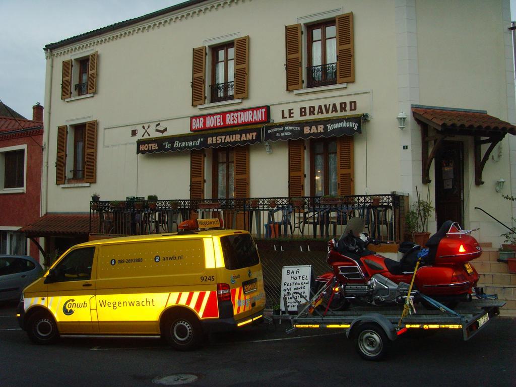 Le Bravard Jumeaux Bagian luar foto